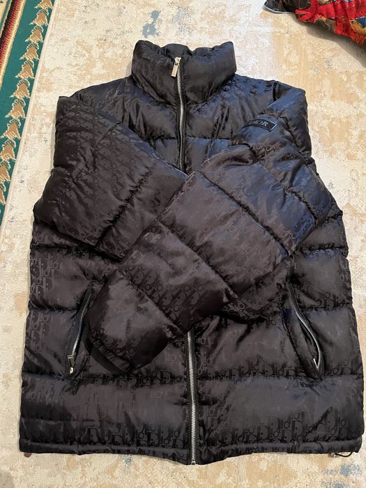 Продаеться Куртка Dior