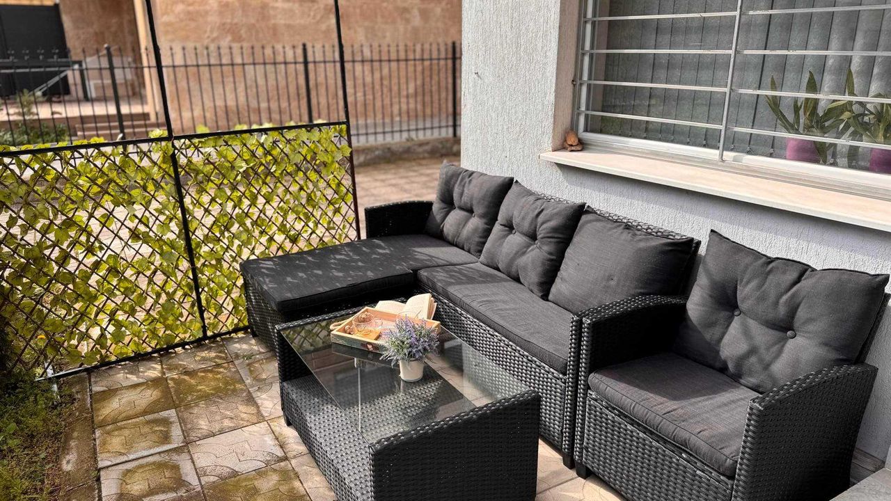 Дава се под наем Двустаен апартамент в Бургас, Сарафово - 60 кв.м за 612 € - Снимка #13