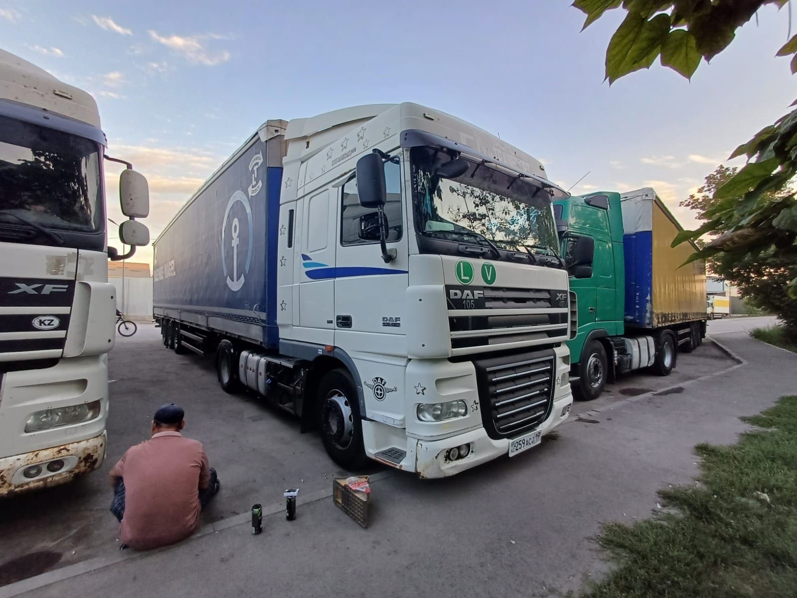 Продам DAF с прицепом