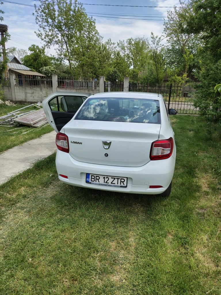 Se vinde Dacia Logan 2015 preț negociabil