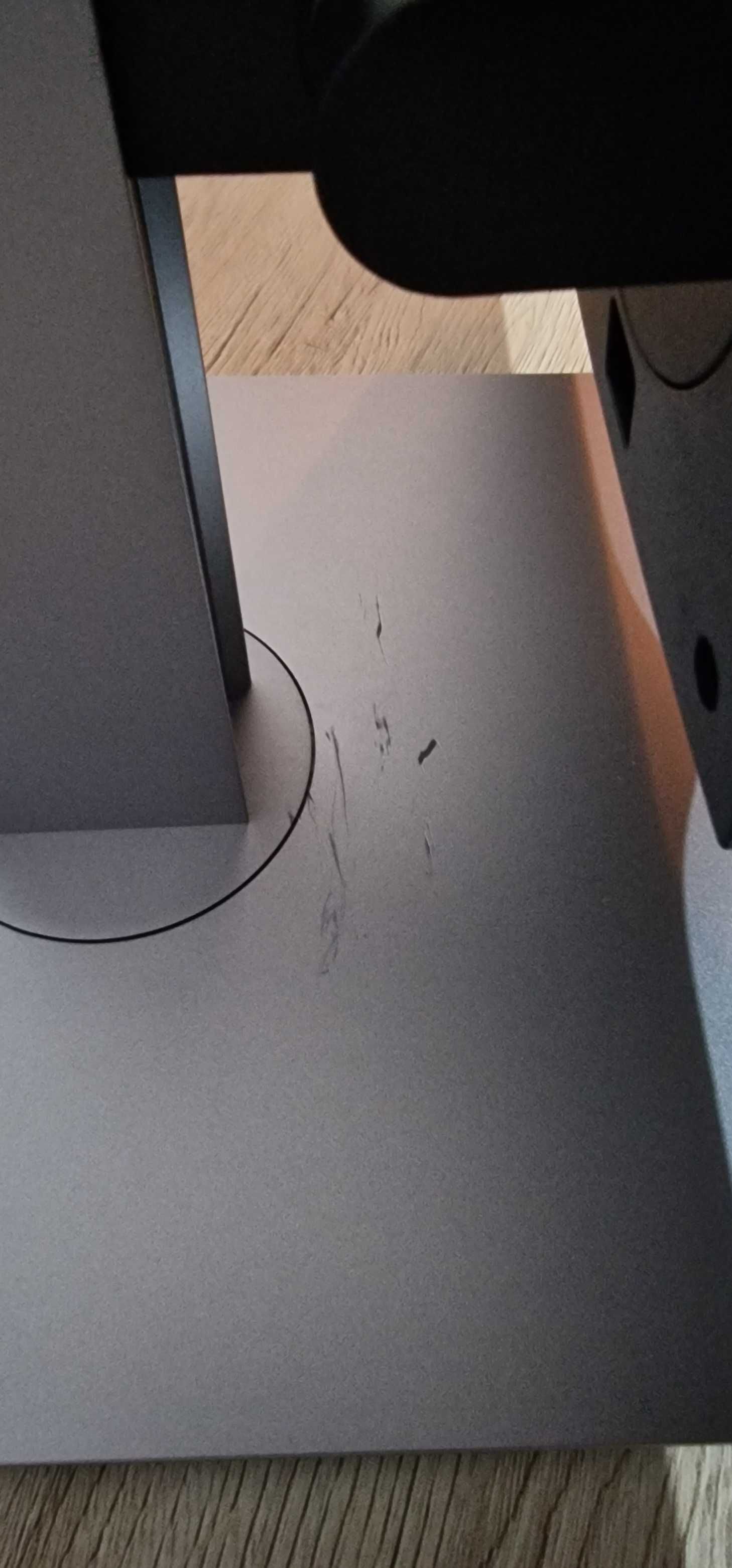 Два монитора PHILIPS 21.5"