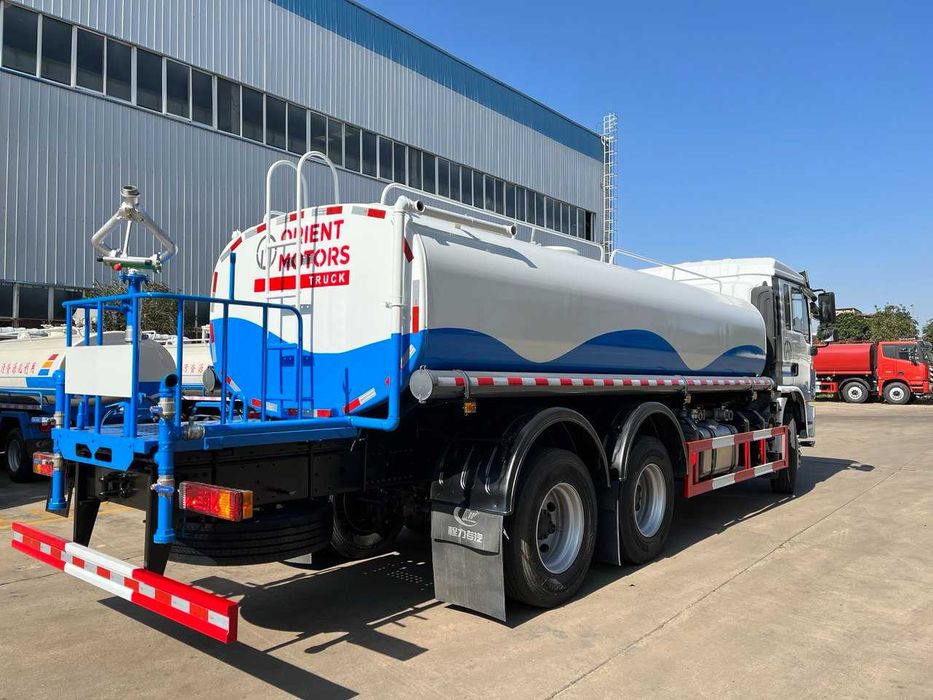 Автоцистерна водовоз Shacman L3000 6x4 15 куб.м