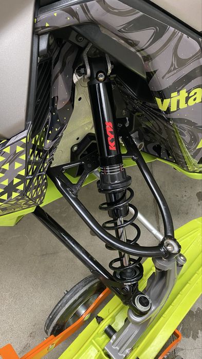 Snowmobile Ski Doo Summit X 850 E-TEC TURBO