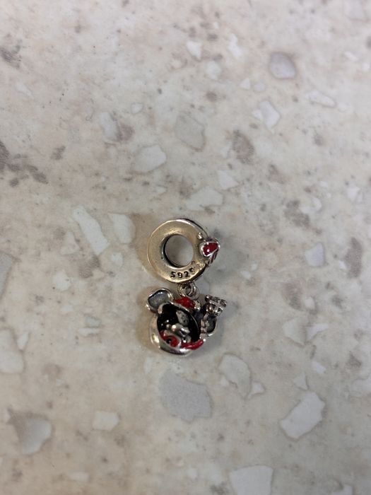 Charm tip Pandora din Argint