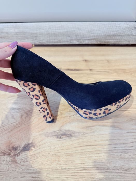 Страхотни обувки на ток