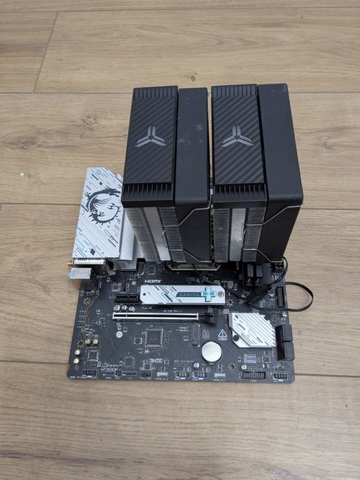 Комплект Ryzen 5 + материнская плата