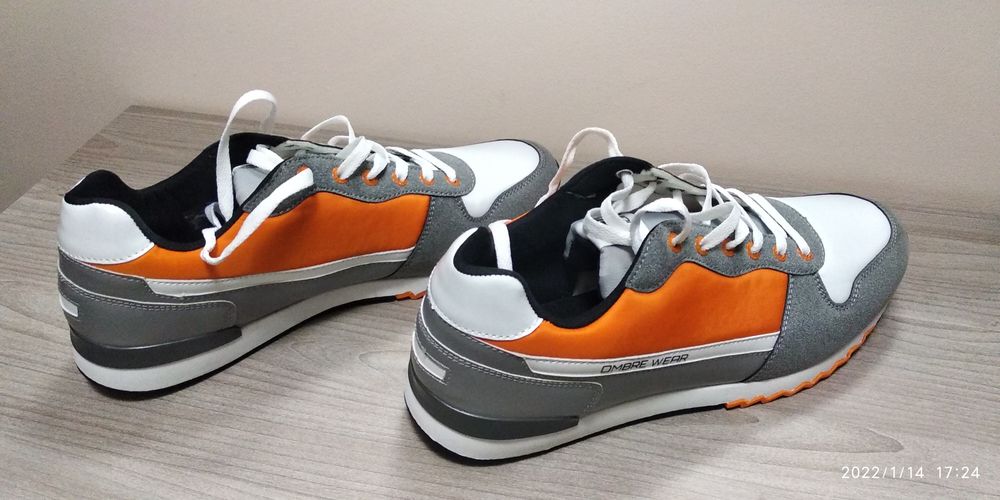 Спортни мъжки обувки