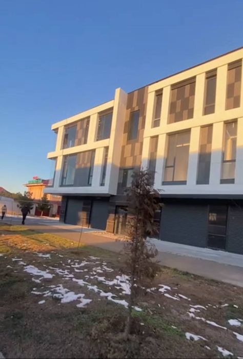 Здание на продажу.Сергели.