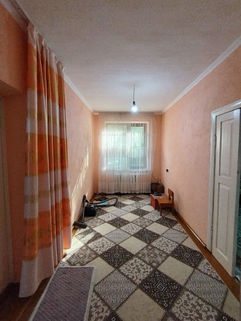СРОЧНО ПРОДАЕТСЯ Джалаир автобус остановка 6 сотих 8х ховли 
6 сотих 8