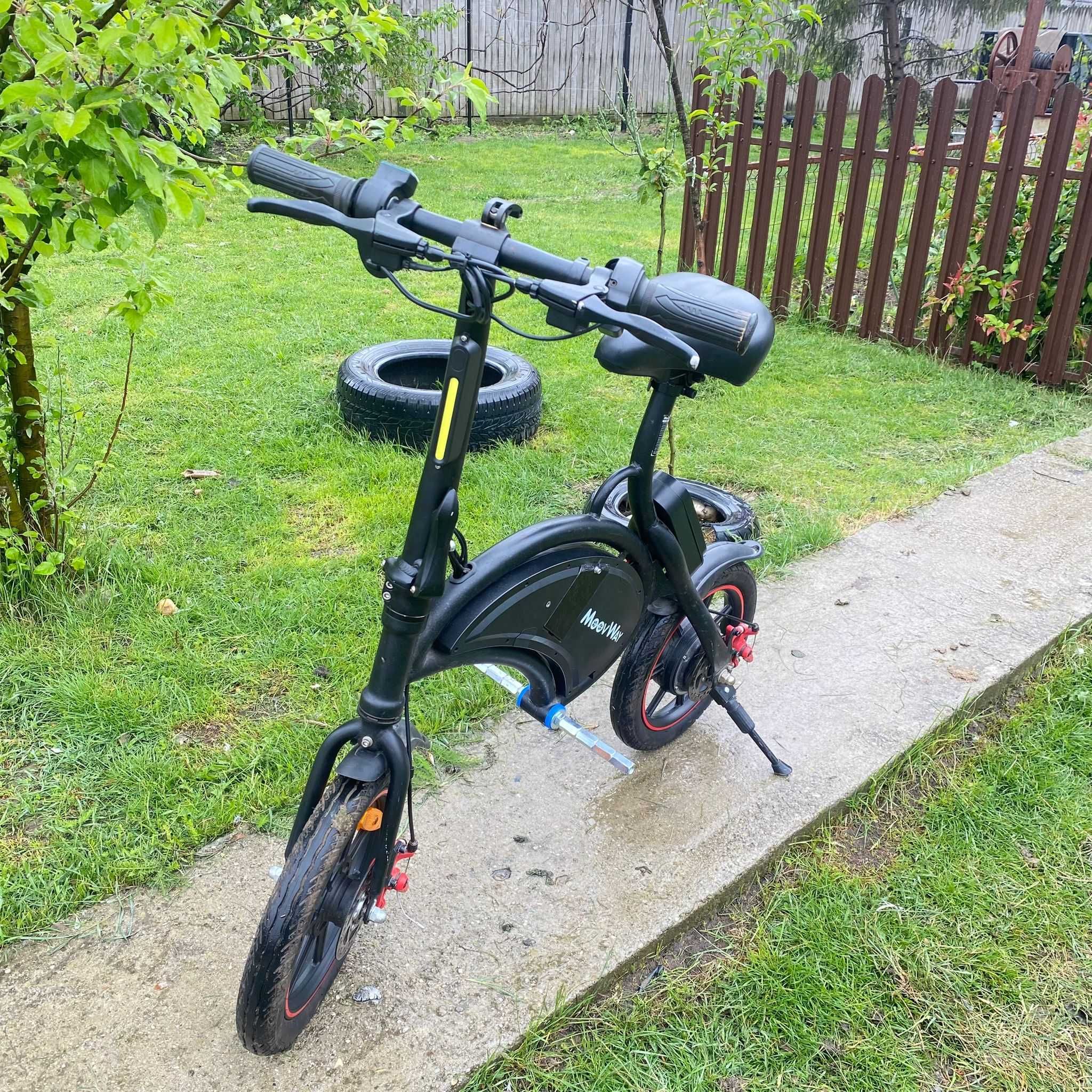 Bicicleta electrica Moovway B8, 350w, acum 8ah, autonomie 20km+