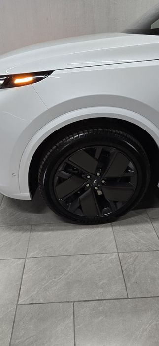 Lixiang 9 ultra restyling oq kuzov