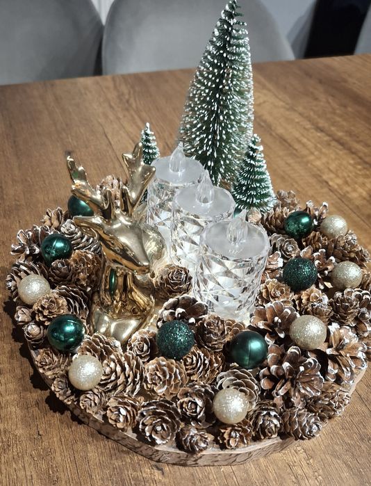 Коледни свещници  с диаметър 25 см