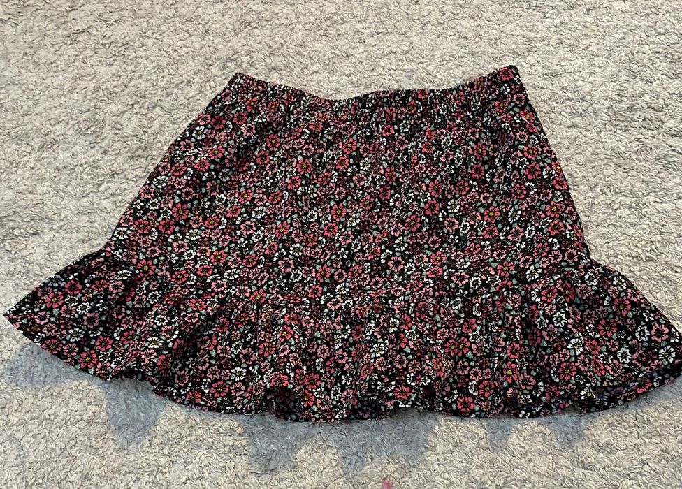 Къси панталонки Zara, поли 110-128 cm,