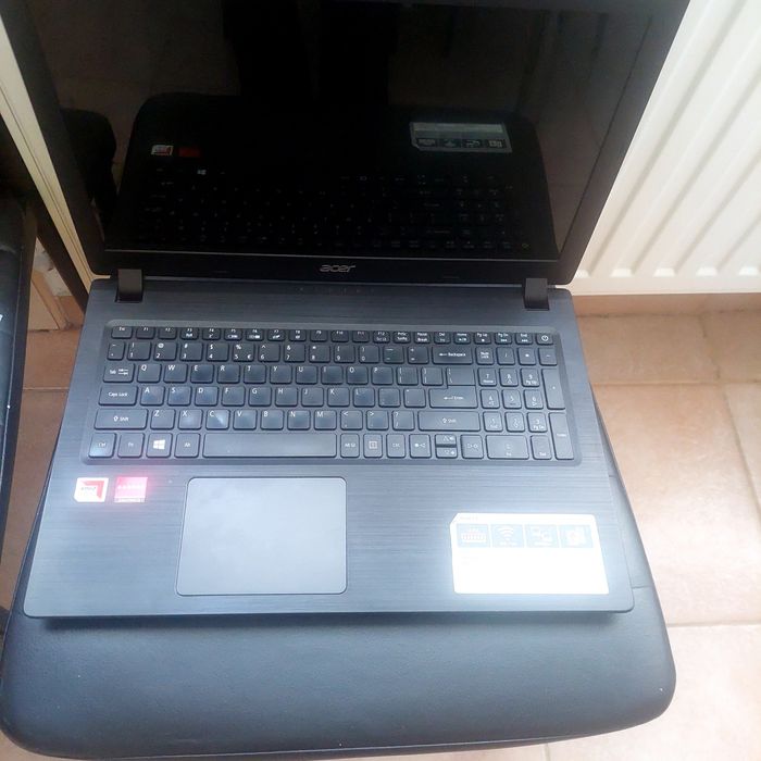 Laptop Acer Aspire 3
