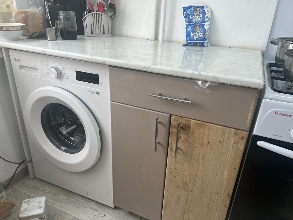 Продам кухонный шкаф