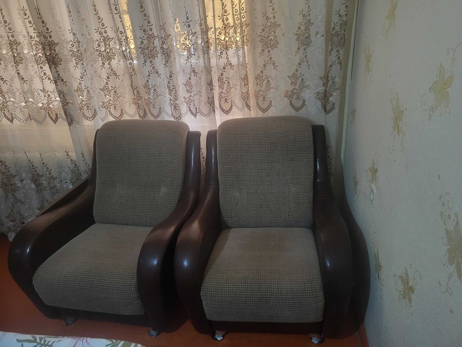 Продаю кресло 2. Б/у