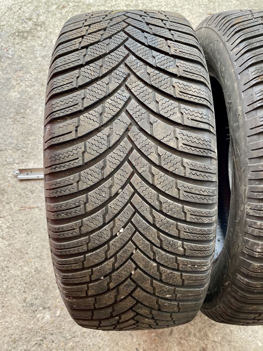 2 броя Зимни Гуми 235/55/17 FIRESTONE ДОТ: 3222