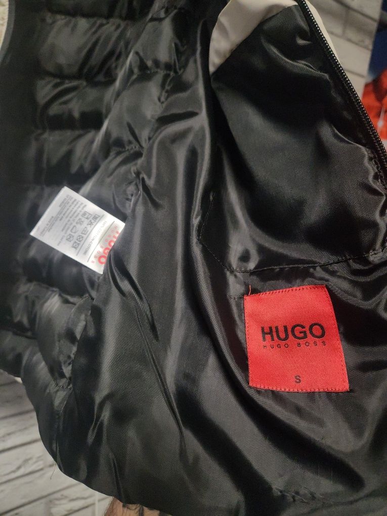 Hugo Boss елек НАМАЛЕН
