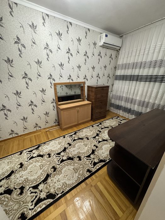 Ц1 , Gangada 4xona +balkon, 86kv yengi remont