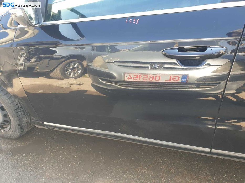 Usa Usi Portiera Portiere Stanga Fata cu DEFECT Volkswagen Passat B7 2010 - 2015 Culoare LC9X
