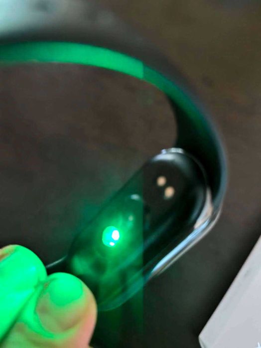 Продавам Xiaomi Smart Band 8 – използвана, пълен комплект