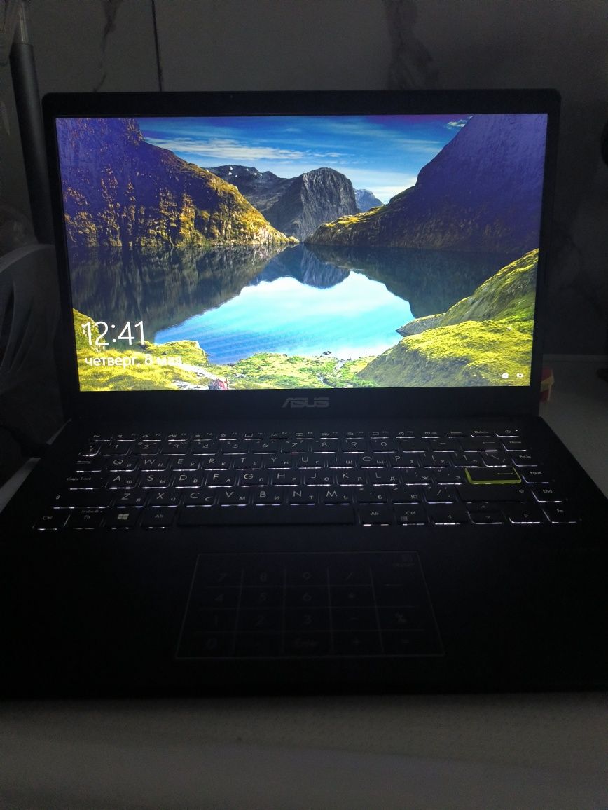 NEW! Ноутбук Asus Vivobook E410MA