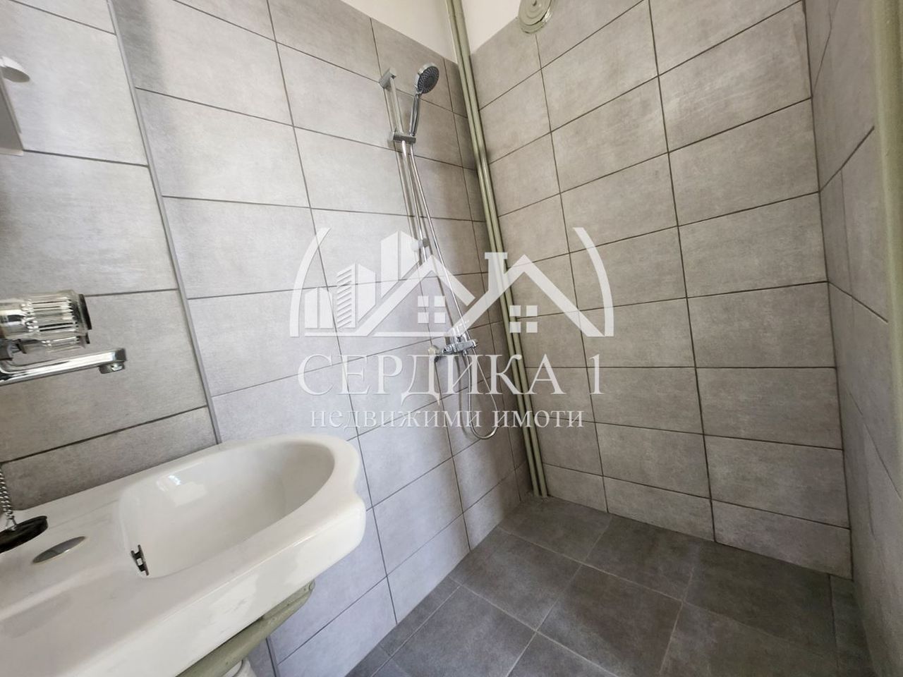 Продава се Двустаен апартамент в София, Банишора - 70 кв.м за 3072 €/кв.м - Снимка #9