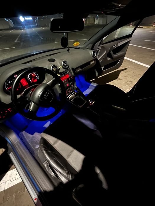 Led-uri interior masina