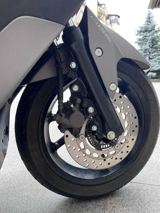 Yamaha Nmax 125cc 2020 - scuter urban fiabil, consum mic