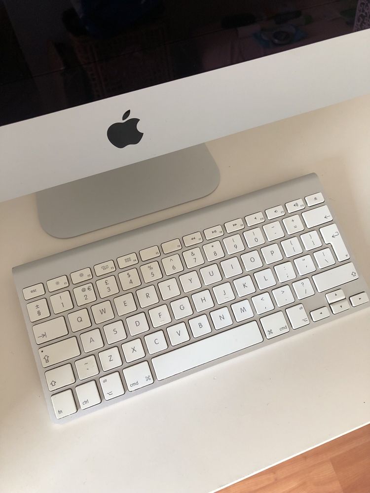 iMac 21.5" Late 2012, i5, 16GB RAM, SSD 500GB, macOS Sequoia