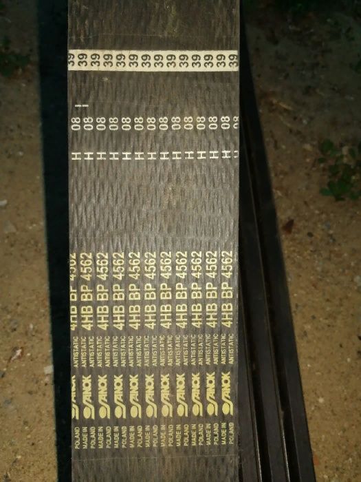 Продам новые оригинальные ремни на комбайн Есиль