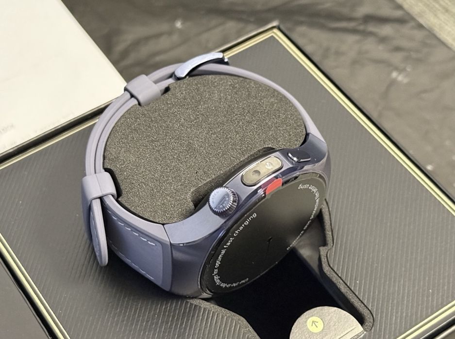 ЧИСТО НОВ 46mm Huawei Watch 5 VIVACOM Гаранция 2027 Purple