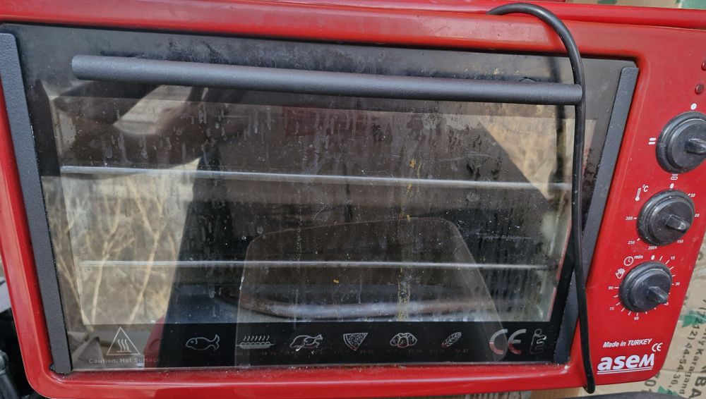 Духовая печка в рабочем состояний