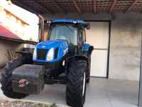 Tractor new holland T6