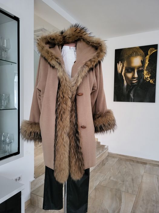 Paltoan Alpaca blana naturala