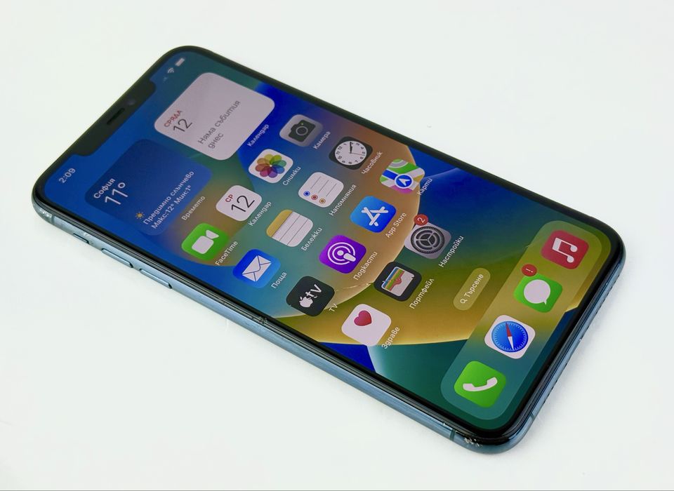 Apple iPhone 11 Pro Max 256GB Midnight Green Отличен!