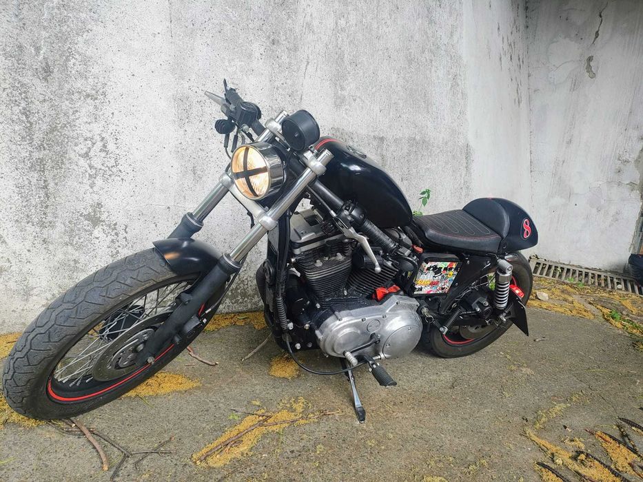 Vând Harley-Davidson Sportster Iron XL883