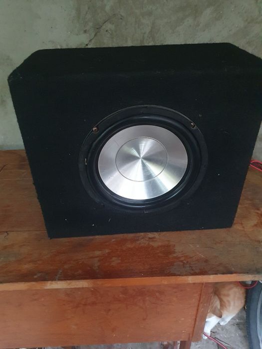 Бас каса запазена 10инча