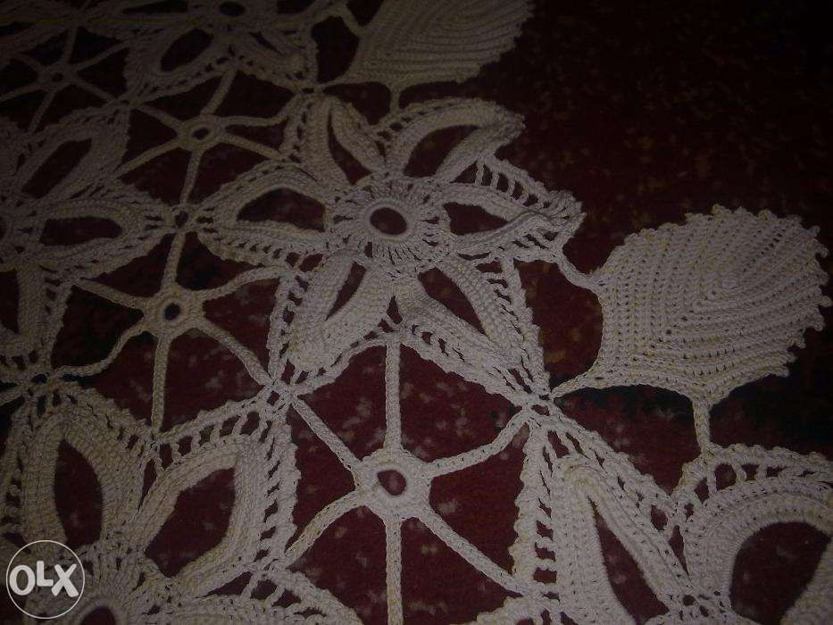 Mileu fata de masa macrame