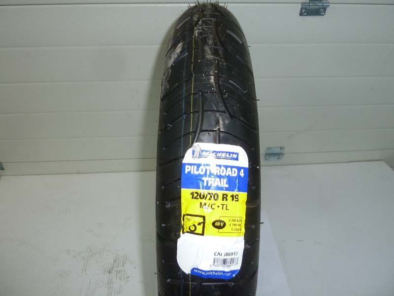 Мото гума 120/70 - 19 michelin pilot road 4 t fro 60v