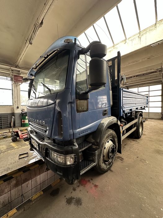 Autobasculanta Iveco Eurocargo 18 tone