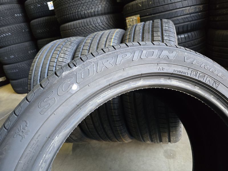 255/45/20 PIRELLI 4бр