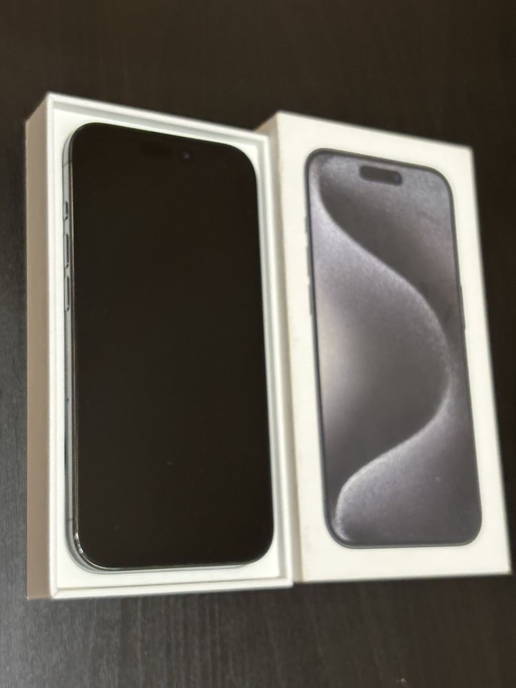 Vand/schimb iPhone 15 Pro 256gb black
