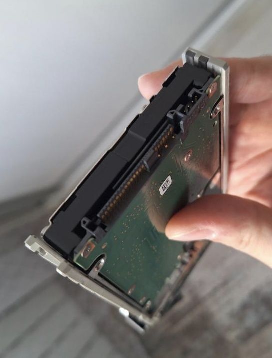 Hdd серверный 1.2 tb sas 12 gbps