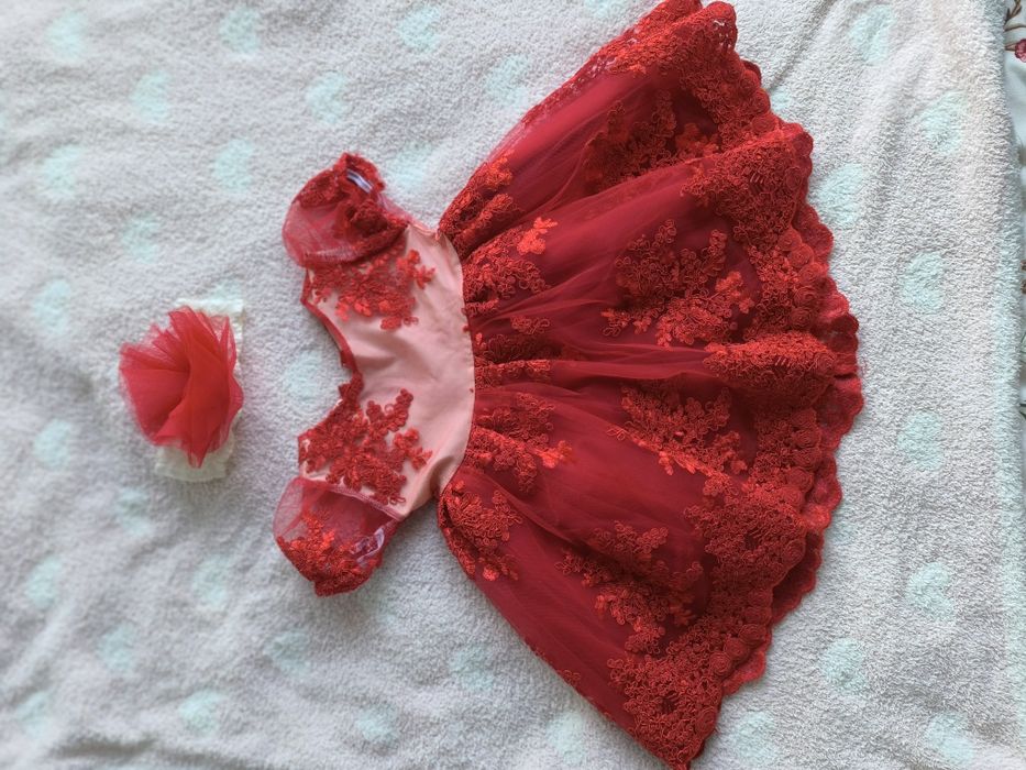 Rochița 9-12 luni, mărime 80