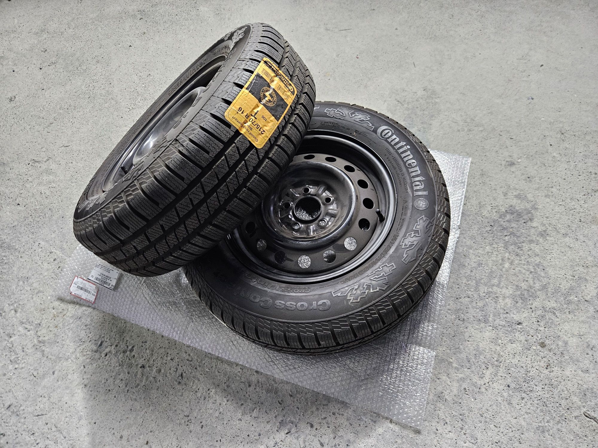 Continental Conti CrossContact Winter215/70/16