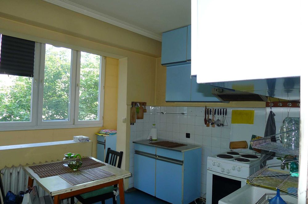 Продава се Тристаен апартамент в София, Банишора - 76 кв.м за 2487 €/кв.м - Снимка #2