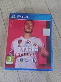 Vând FIFA 20 pentru PS4