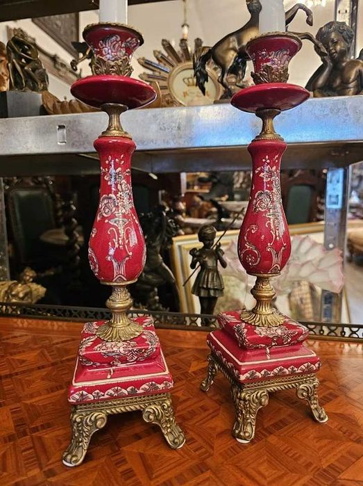 2 sfesnice din portelan craquelle și bronz