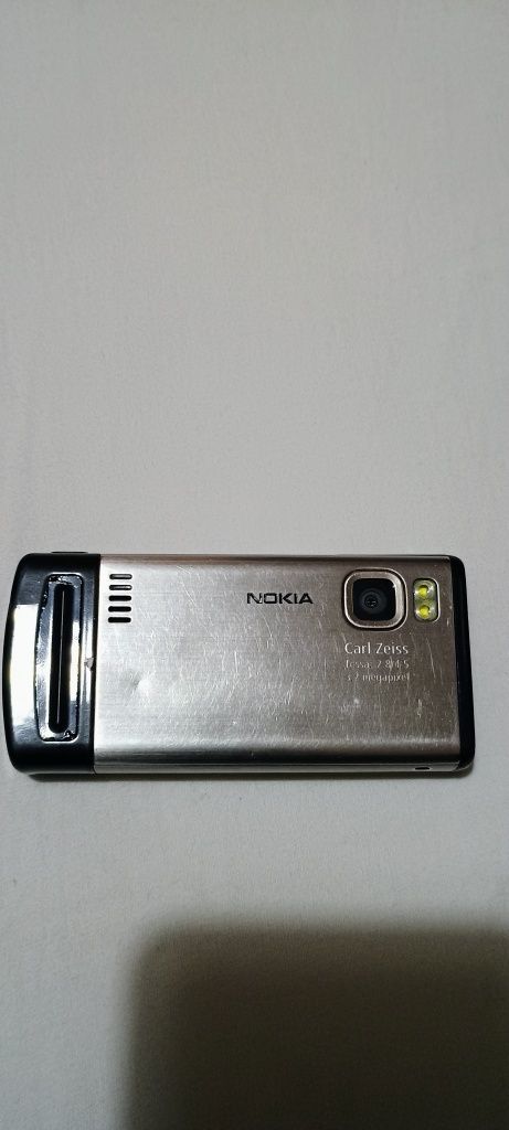Телефон Нокия 6500 s